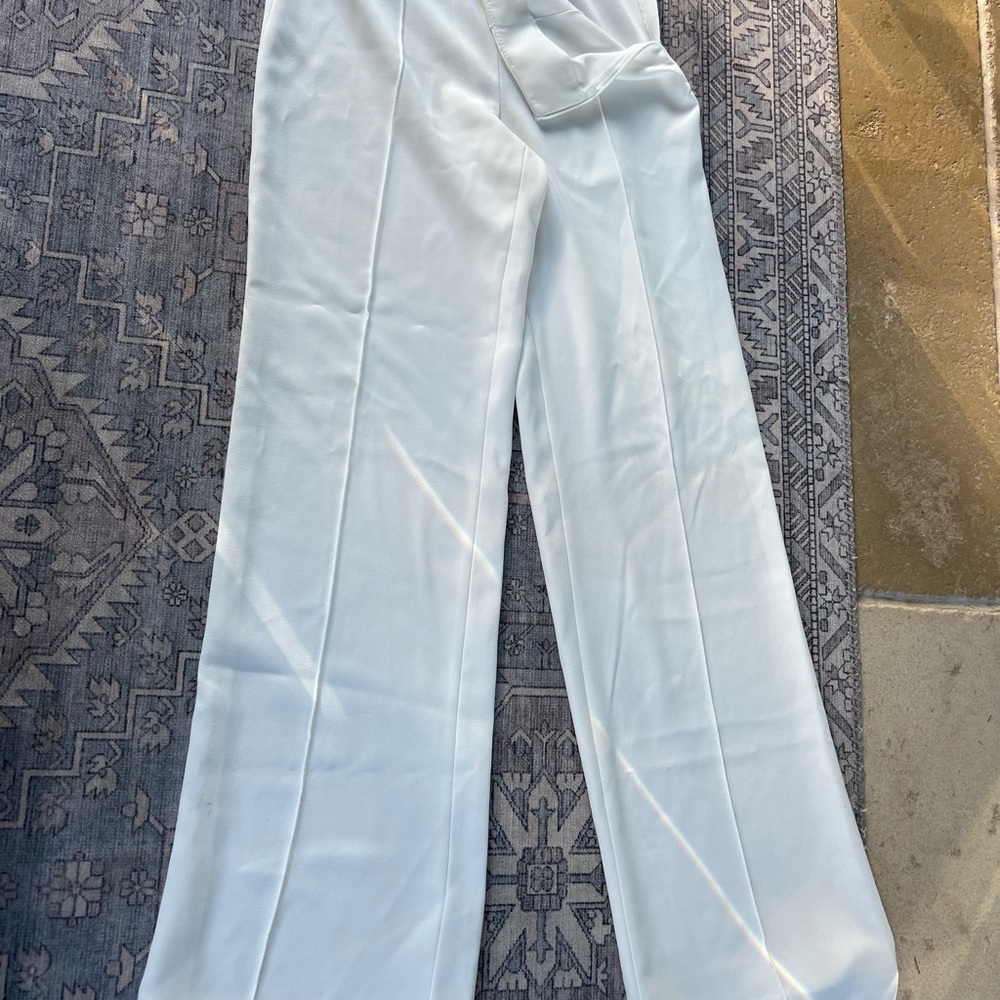 Never worn White pants